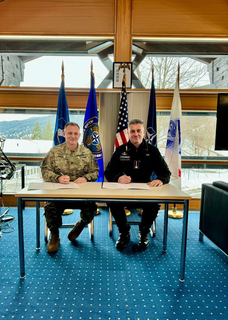 Renewal of the cooperation agreement with the NATO School Oberammergau